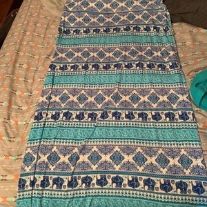 Maxi skirt